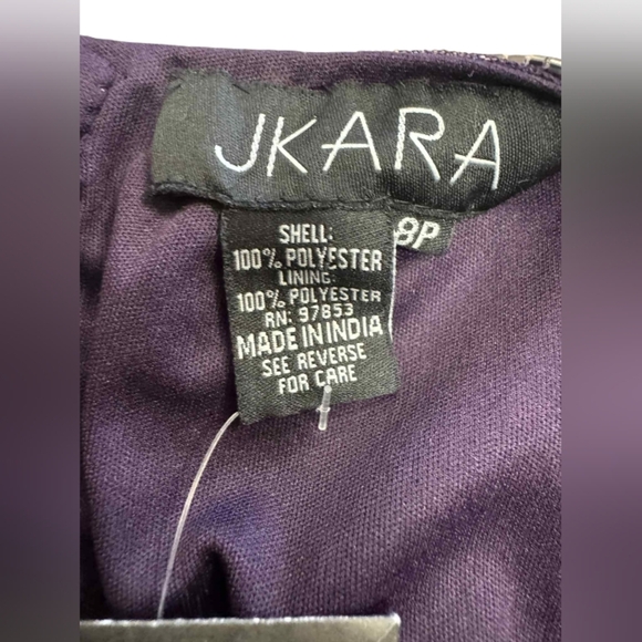 J Kara NWT Dress Plum Formal Gown Beaded Sleeveless Flowing Maxi Size 8P - Picture 10 of 12